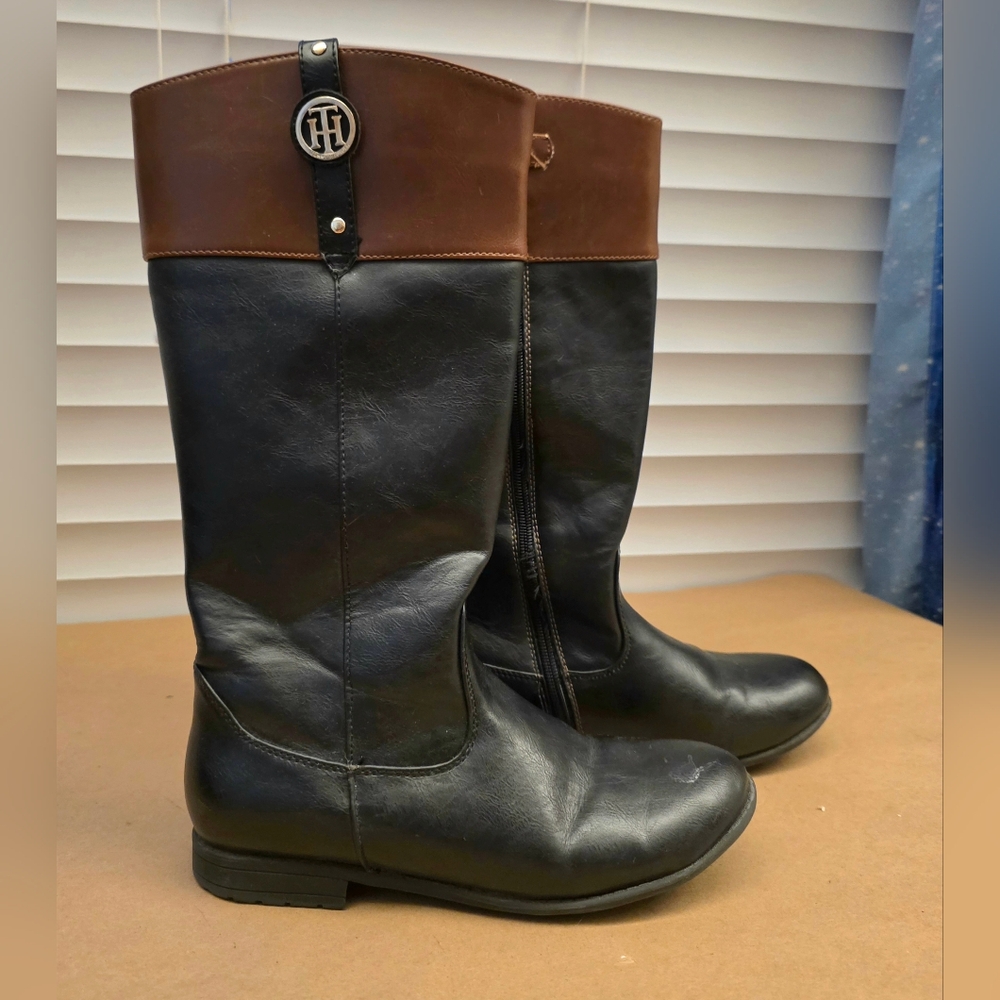 TOMMY HILFIGER Andrea Riding Boots